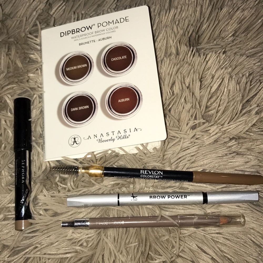 Eyebrow pencil bundle